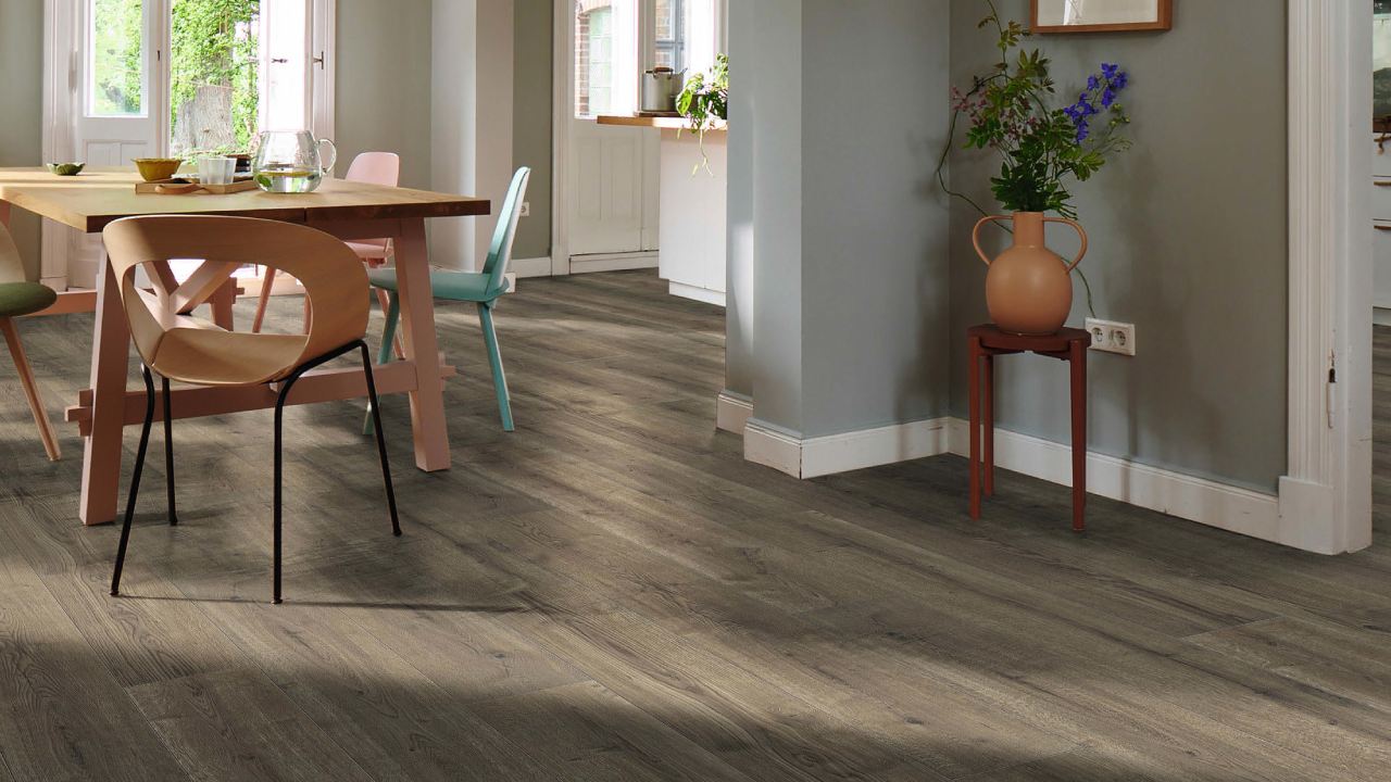 Haro laminatgulv TRITTY 90 Plank 4V eg Bari grå (1)